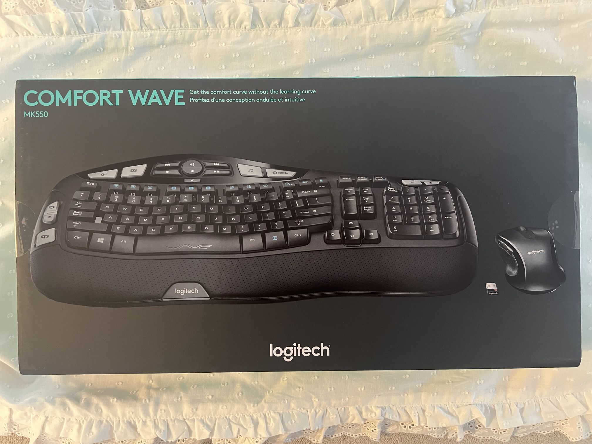 Logitech MK550 Wireless Keyboard And Mouse