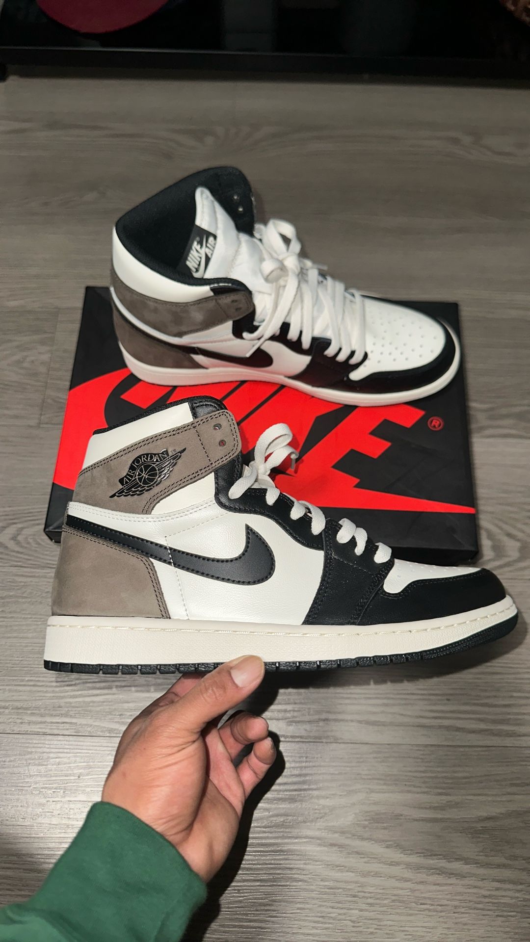 AIR JORDAN 1 HIGH MOCHA