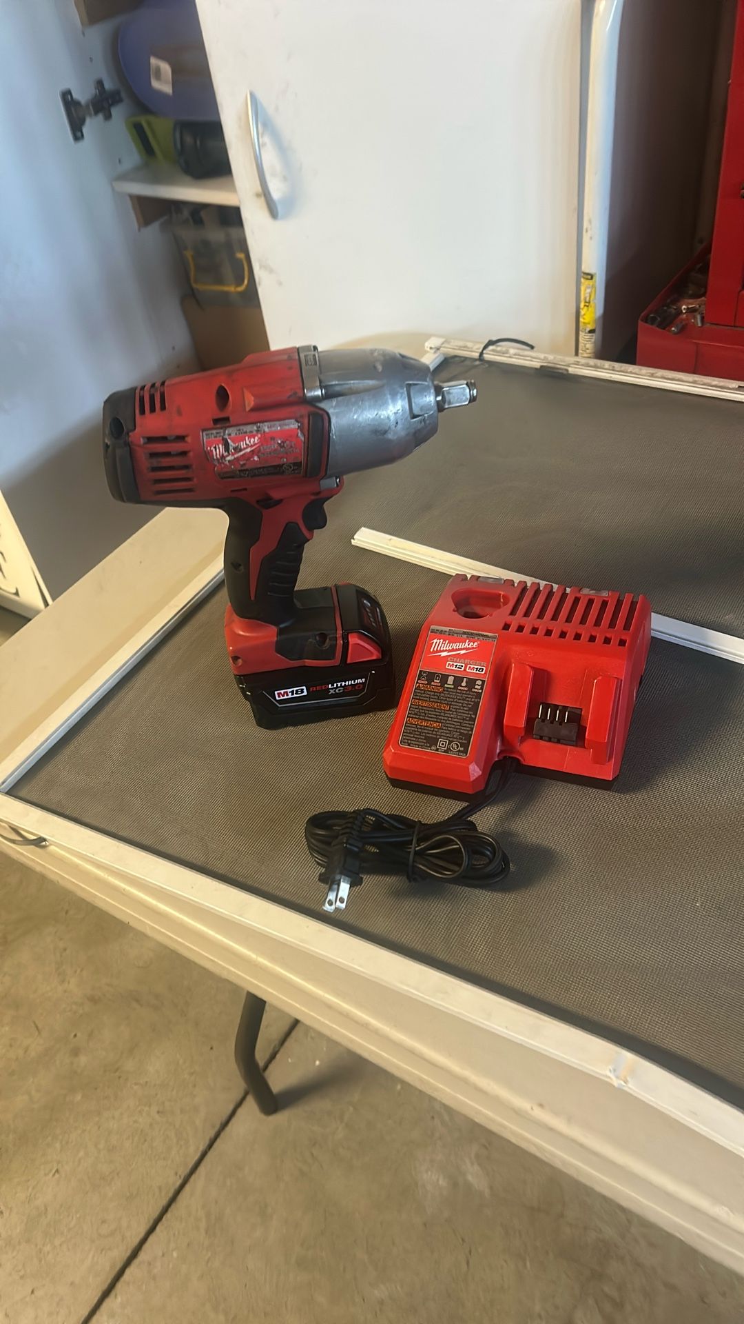 Milwaukee 18v 1/2 Inch Impact Wrench 