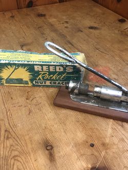 ANTIQUE NUT CRACKER