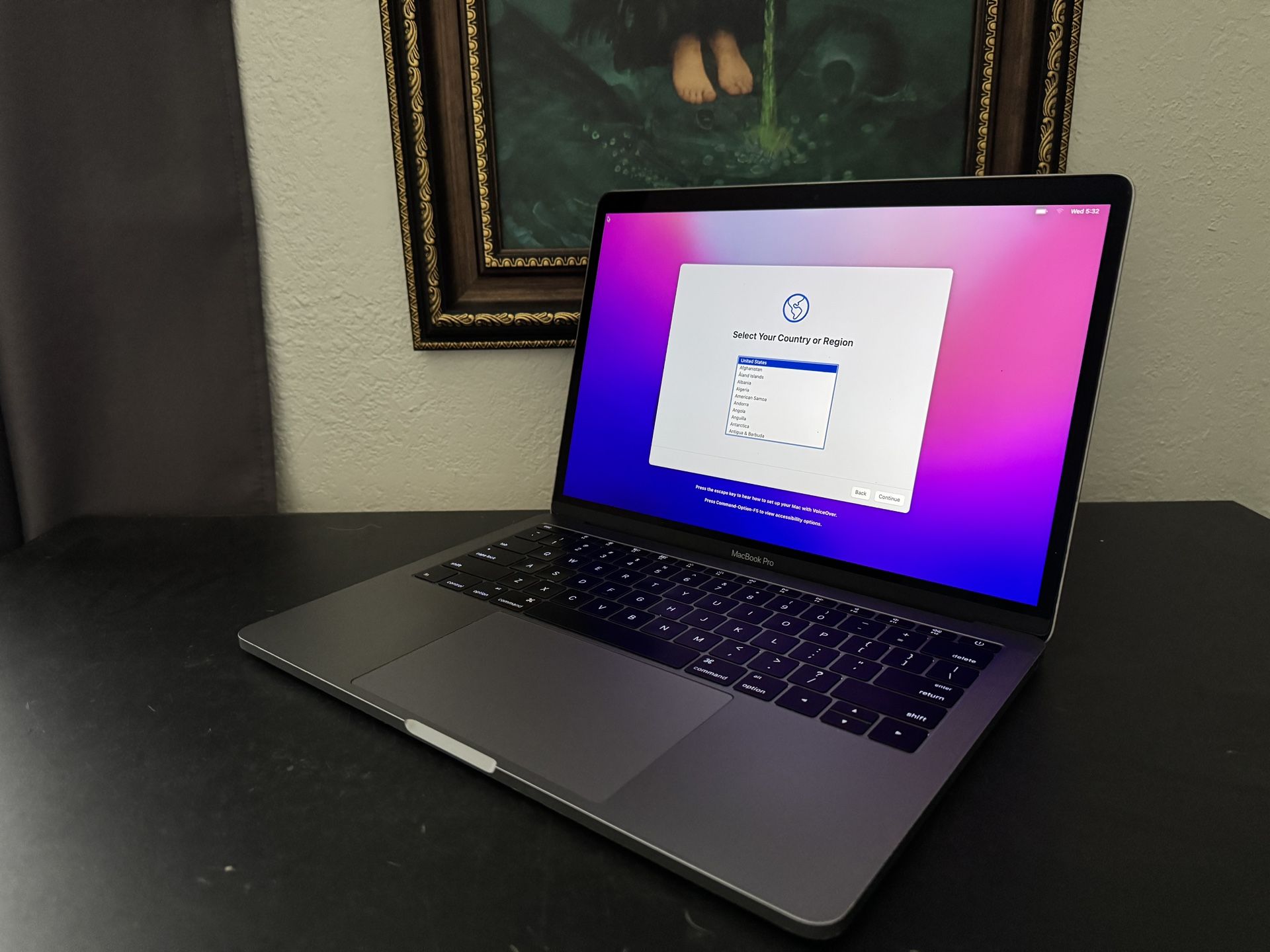 Apple MacBook Pro 13”, macOS Monterey, i5, 251GB SSD