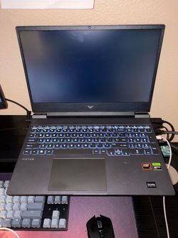 HP victus Ryzen 7 ,  Rtx 4060  , 1 TB Gaming laptop