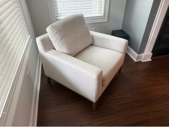 Like New Accent Chair