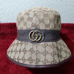 Gucci Bob Coated Canvas Gg Logo Brown Leather Hat

0.01"L x 0.01"W x 0.01"H

Gently used in good condition 
