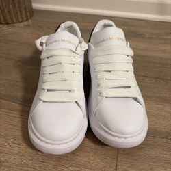 Alexander McQueen size Men's 12
