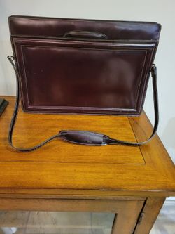 Slim Leather Briefcase