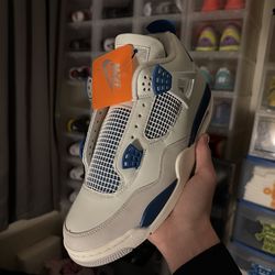 jordan 4 military blue size 12 brand new