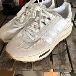 Adidas Size 6 Woman 