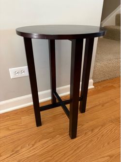 Accent Table - Espresso 22” tall