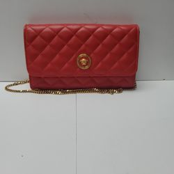 Versace Medusa Wallet On Chain 