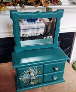 Jewelry Chest 