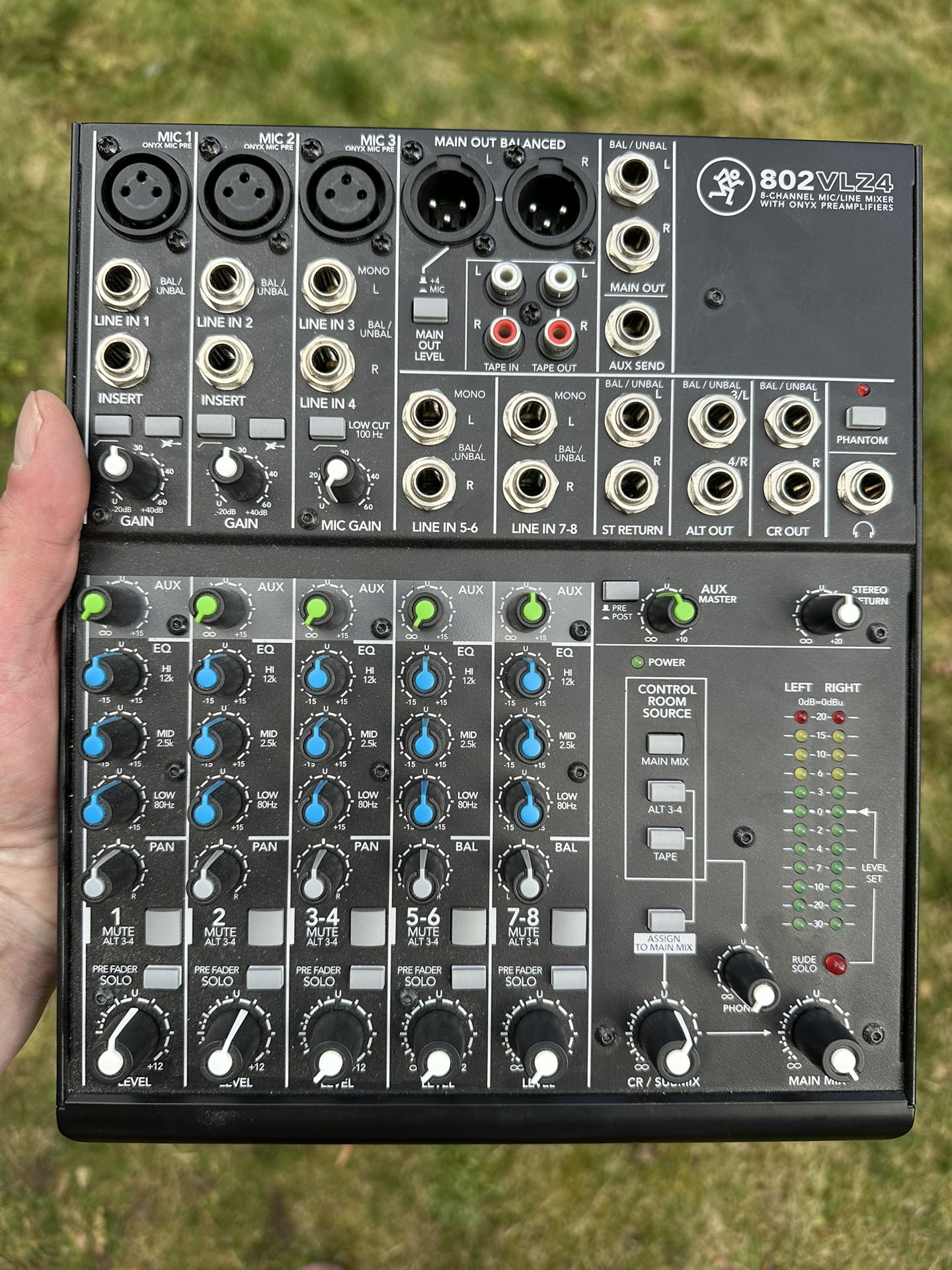 Mackie 802VLZ4 Compact Mixer
