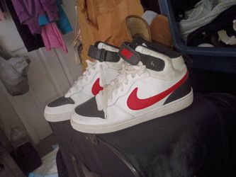 Nike High-Top Nike White Red Black