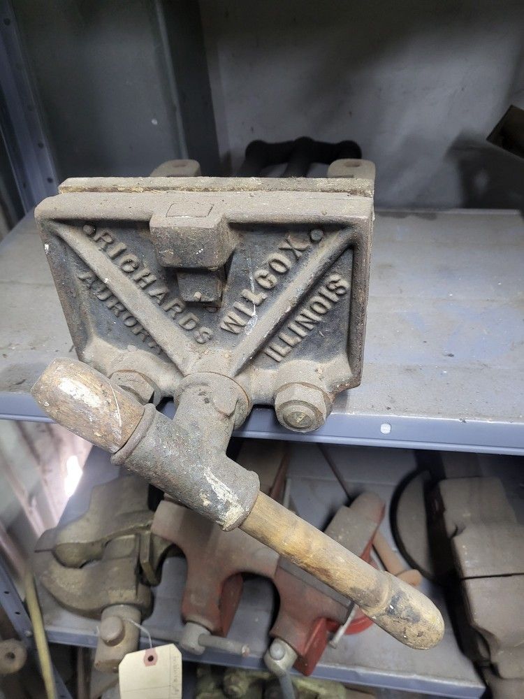Richards Wilcox WoodWorking Vise Bench Vice Wood Tool Shop Tools Garage