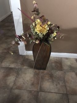 Flower vase