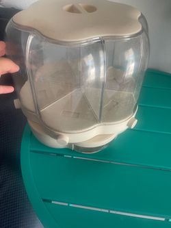 Kitchen grain dispenser