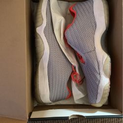 Jordan Future Low Sz 13
