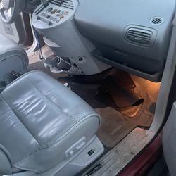 2004 Nissan Quest