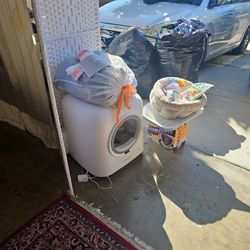 Robotic Cat Liter Box, Litter, Food, And Bowls
