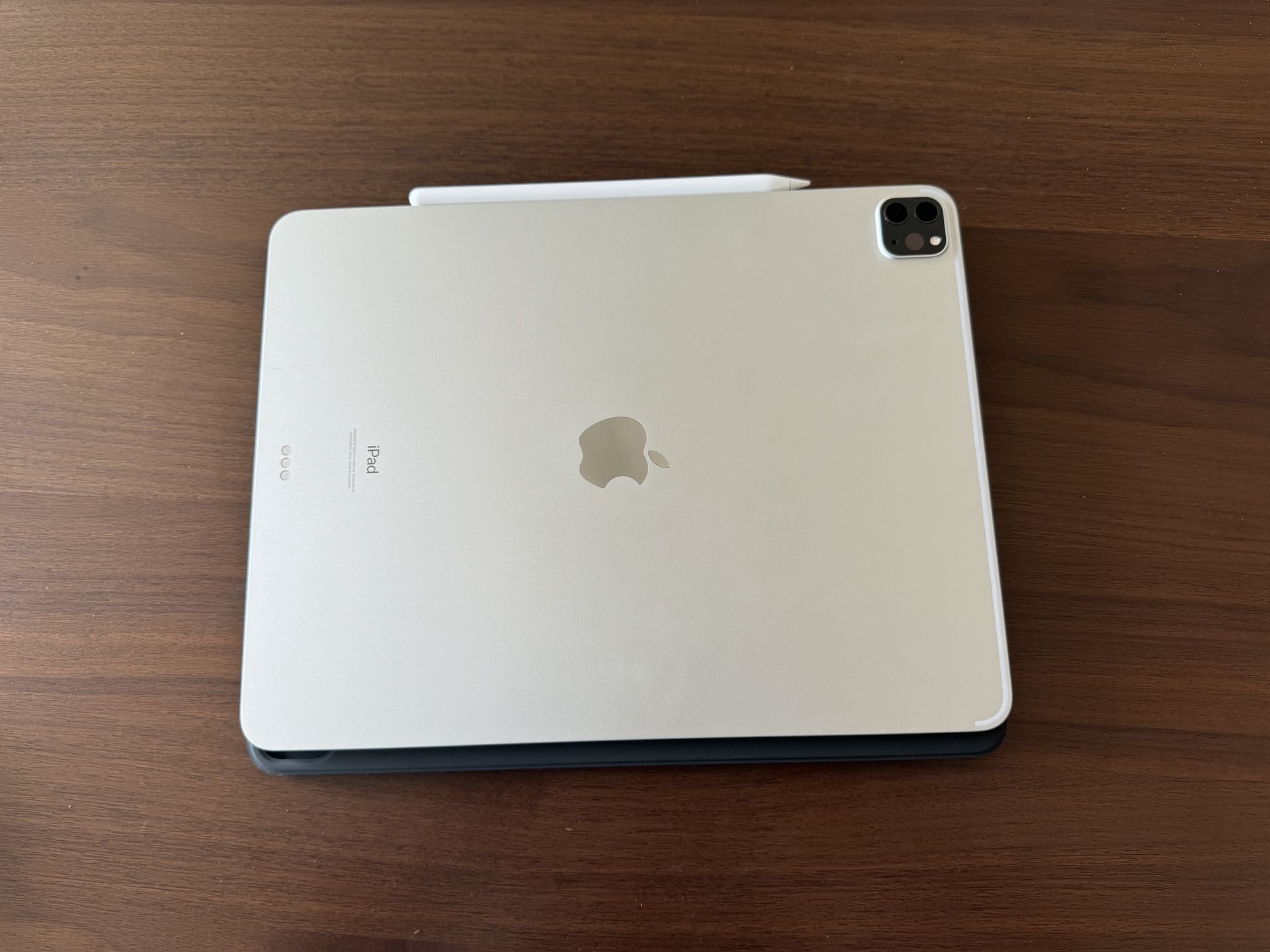 Apple iPad Pro 12.9 M1 5th Gen, Magic Keyboard and Pencil 2nd Gen