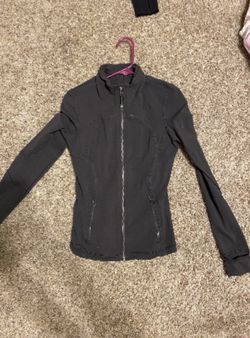 Women’s Lulu Lemon Jacket
