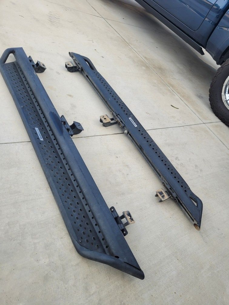 Go rhino dominator xtreme d1 side steps for jeep jlu 4 door for sale in