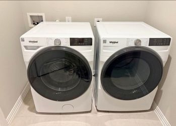 Whirlpool front-load washer and dryer set