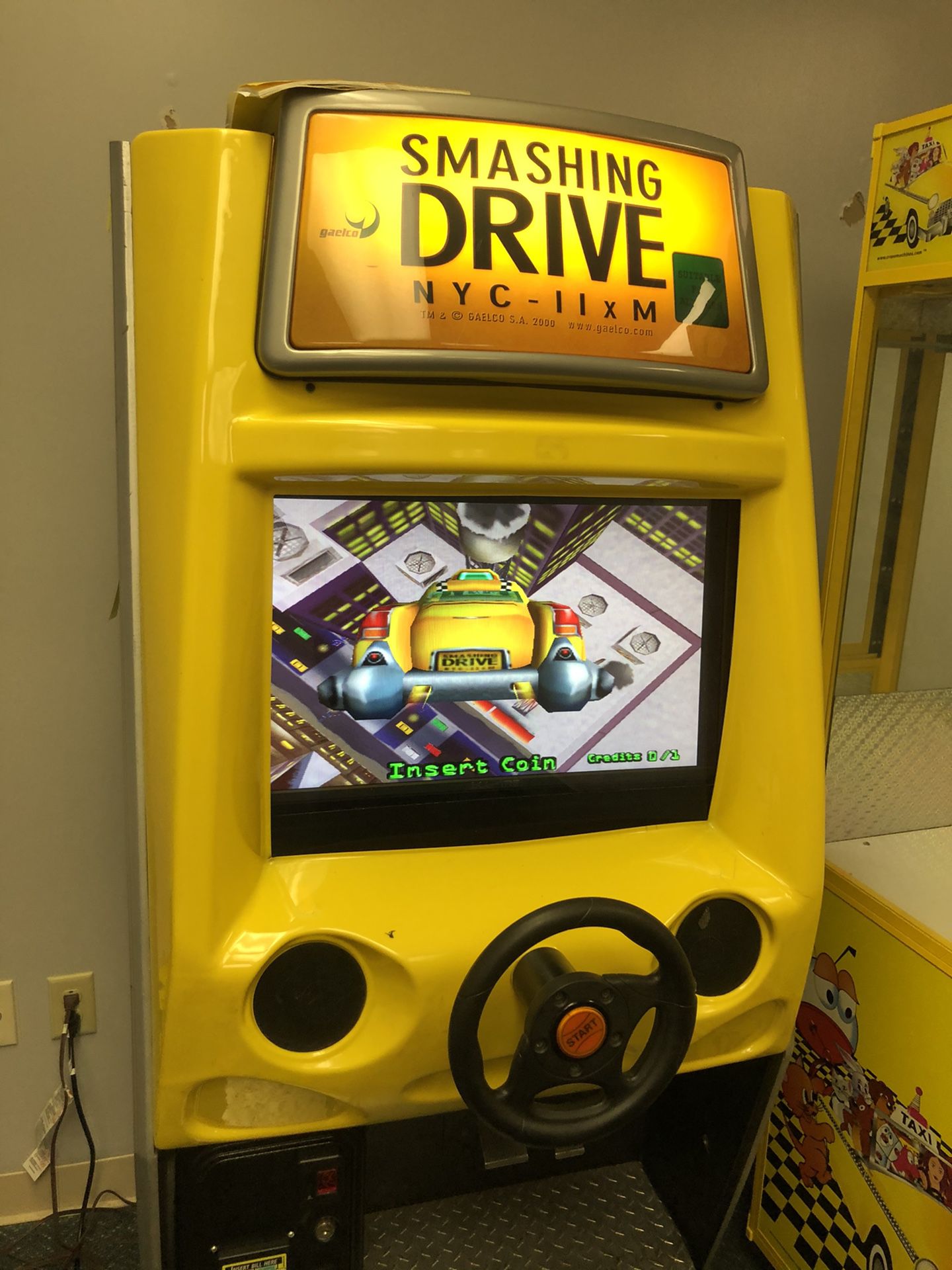 Arcade sit Down taxi driving game