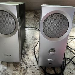 Bose companion 2 computer speakers 