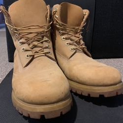 Wheat Timberlands Size 11 For Sale Used Still Good Condition $75