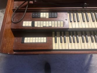 Lowrey Organ working condition Electric