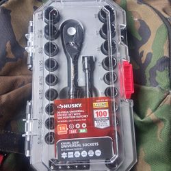 100position Universal 1/4in Ratchet Set