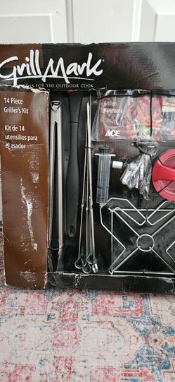 14 Pieces Griller's Kit unused