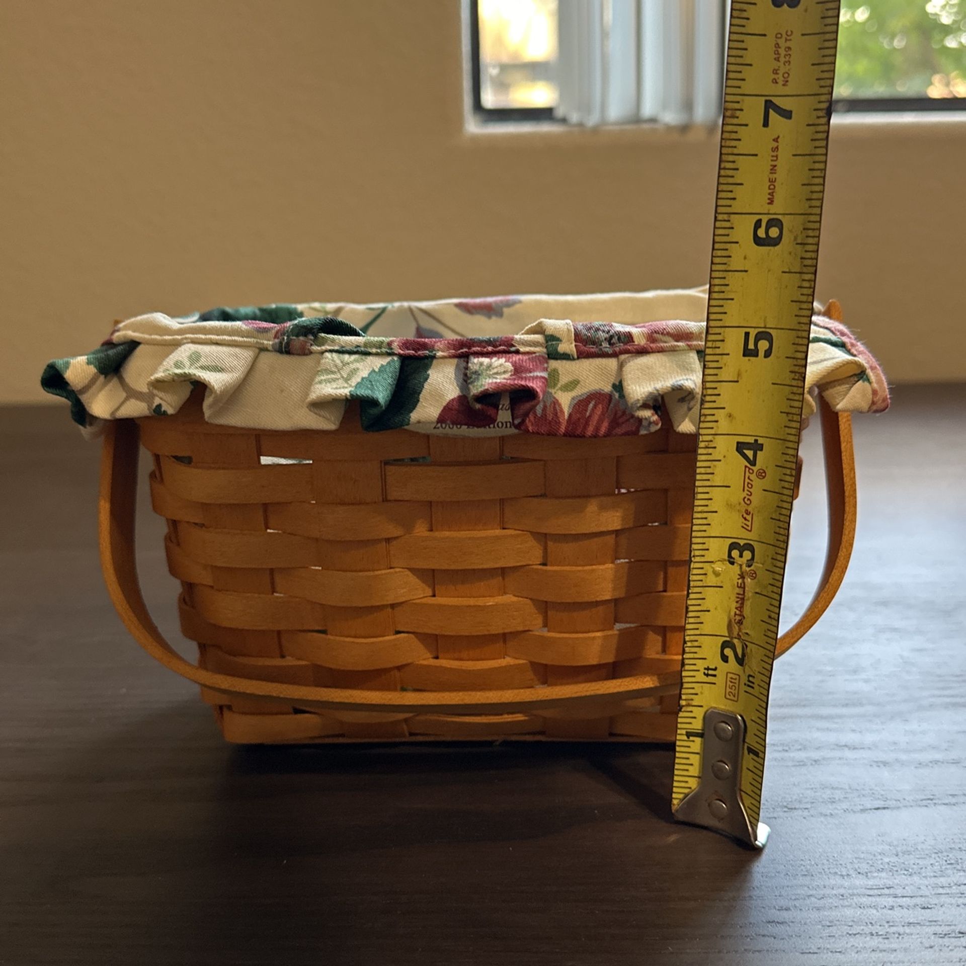 5.5”x7.5” Longaberger Basket With Family Signatures