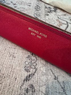 Authentic Michael Kors pencil case - new