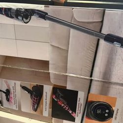 NEW Eureka ReactiSense Cordless Stick Vacuum – Anti-Tangle