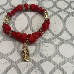 ✔️ Red Stretchy Mary Bracelet