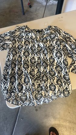 Women’s button up