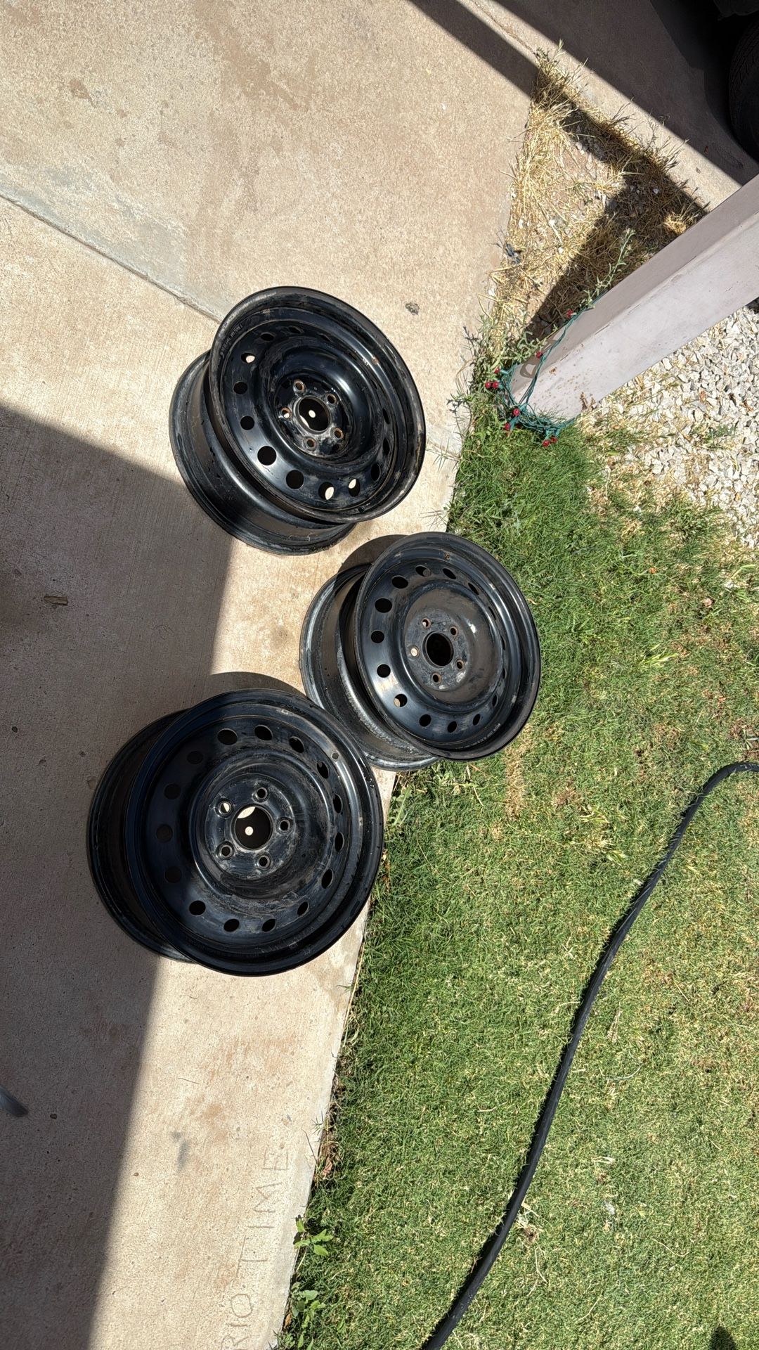 16”x 7 “Throw Me A Price Came Off Nissan Altima