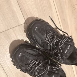 Balenciaga Size 9 $250 LED