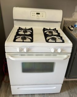 Tappan four burner gas stove