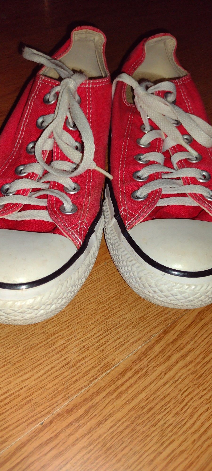 All Star Converse Size 8 Unisex