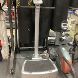 Used Power Plate Personal Vibration Plate (Read Description)