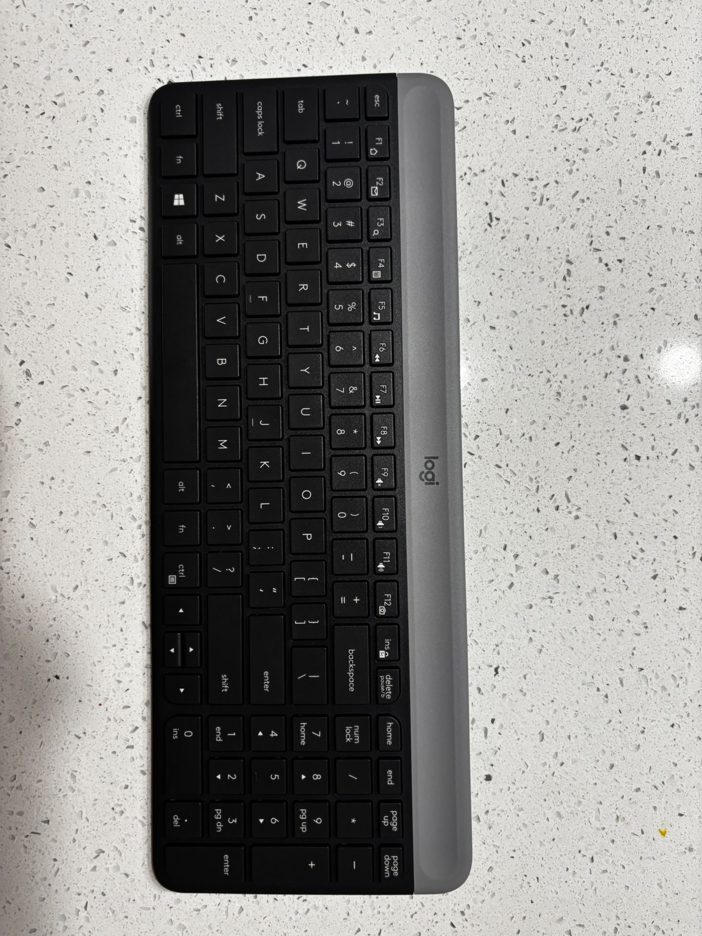 Logitech Keyboard And Pebble Mouse