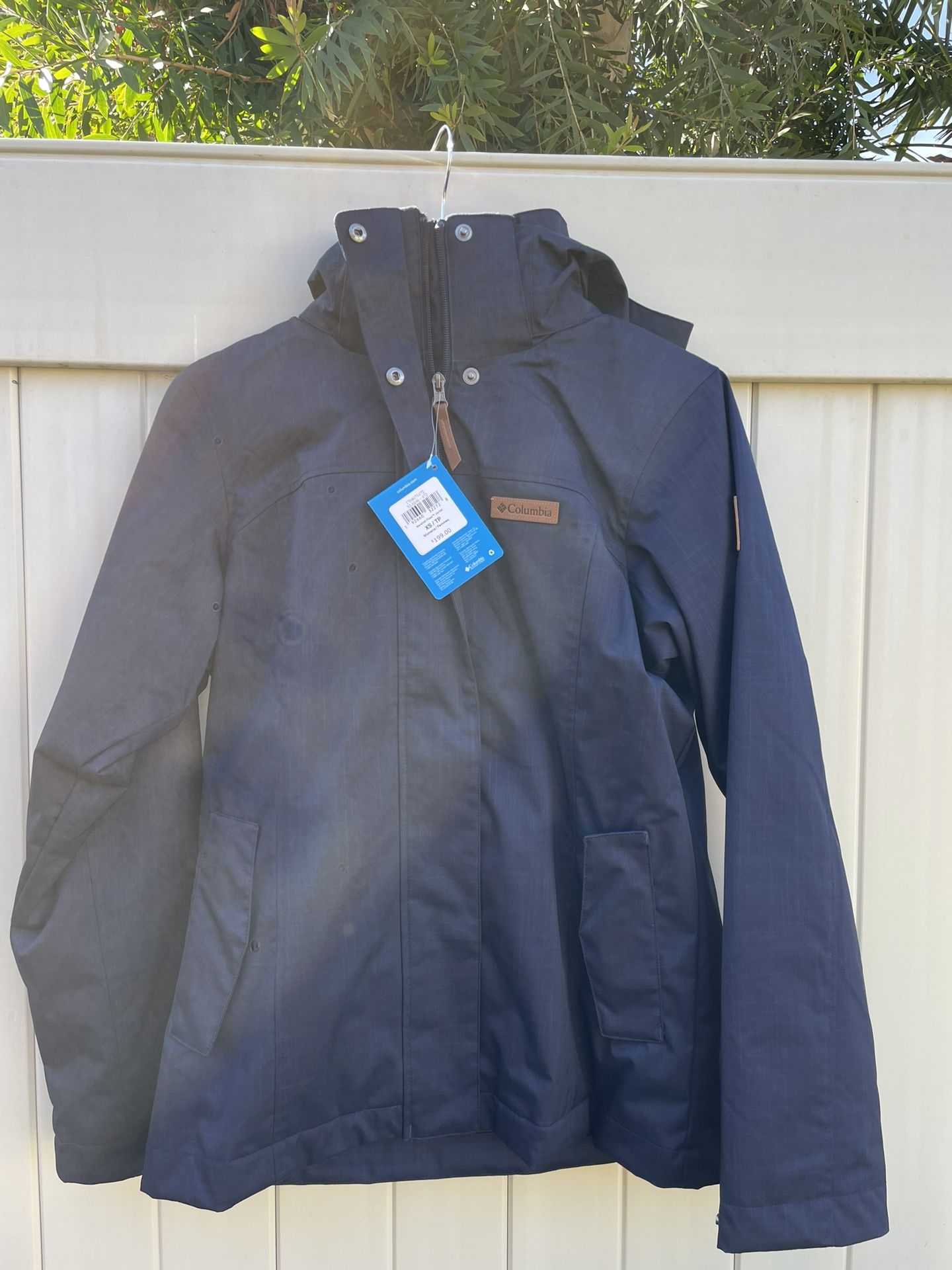 NEW WITH TAGS: Women’s Columbia Marshall Pass 3-in-1 Jacket - Navy - XS