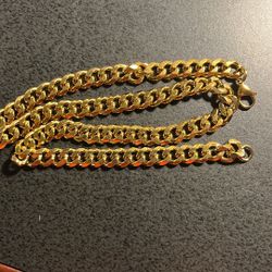 Valentine Day- 9mm X 20” Cuban Diamond Cut Chain