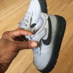 Size 6c Nikes, Crocs, Bedroom Shoes