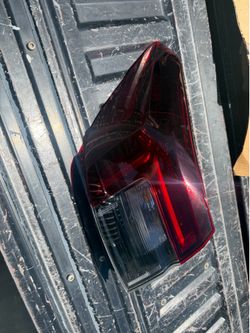 2025 civic tail light