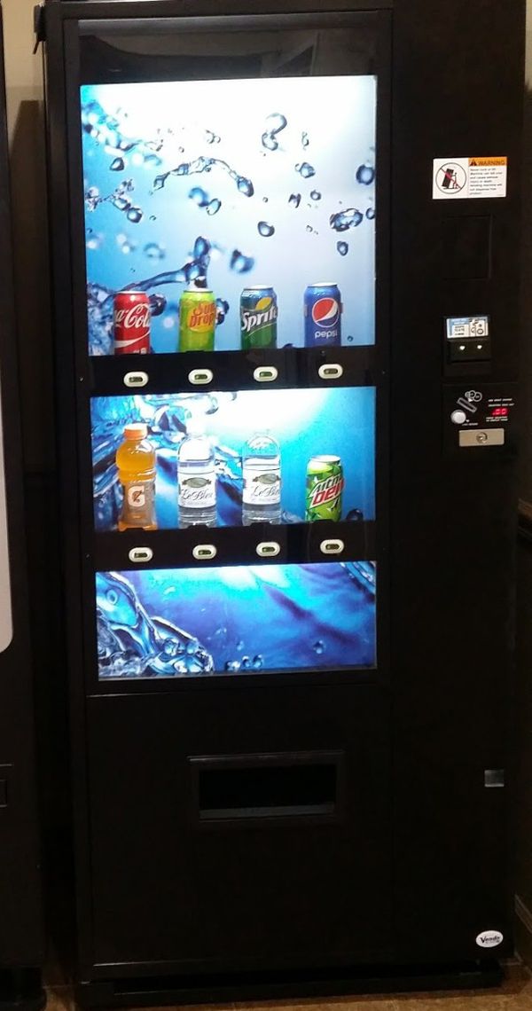 Vendo 621 drink vending machine for Sale in Hampstead, NC OfferUp