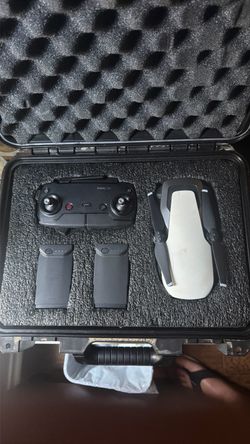 DJI Mavic Air Drone + 2 Batteries + Hard Case
